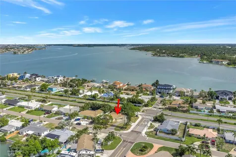 7901 Causeway Boulevard S St Petersburg FL 33707