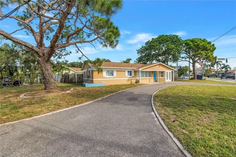 7901 Causeway Boulevard S St Petersburg FL 33707