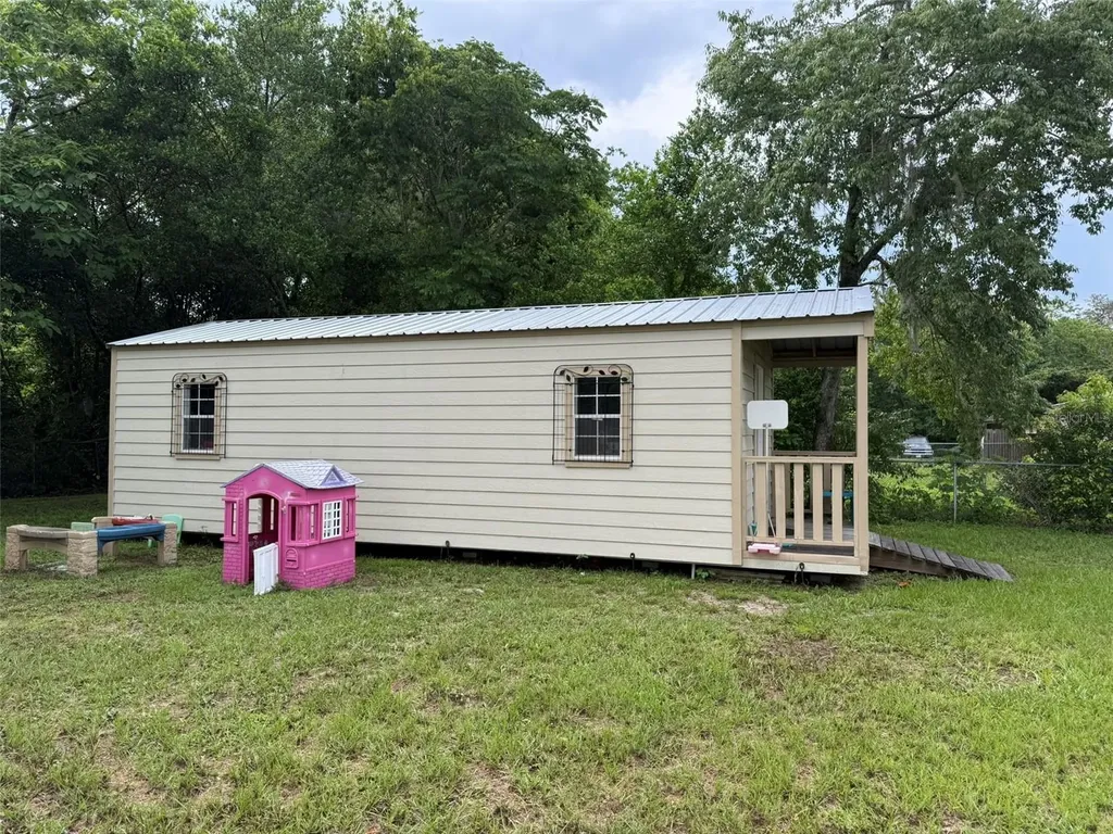 20785 W Mckinney Avenue Dunnellon FL 34431
