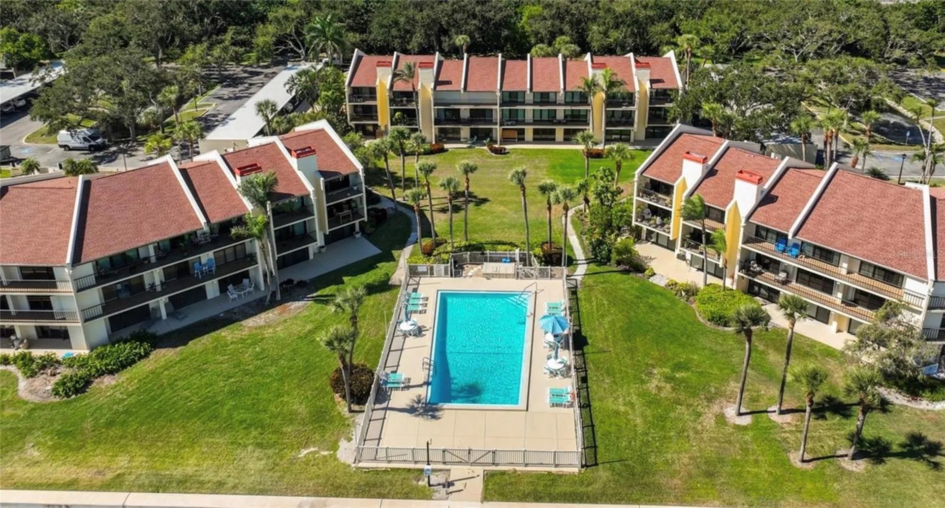 7530 Sunshine Skyway Lane S St Petersburg FL 33711