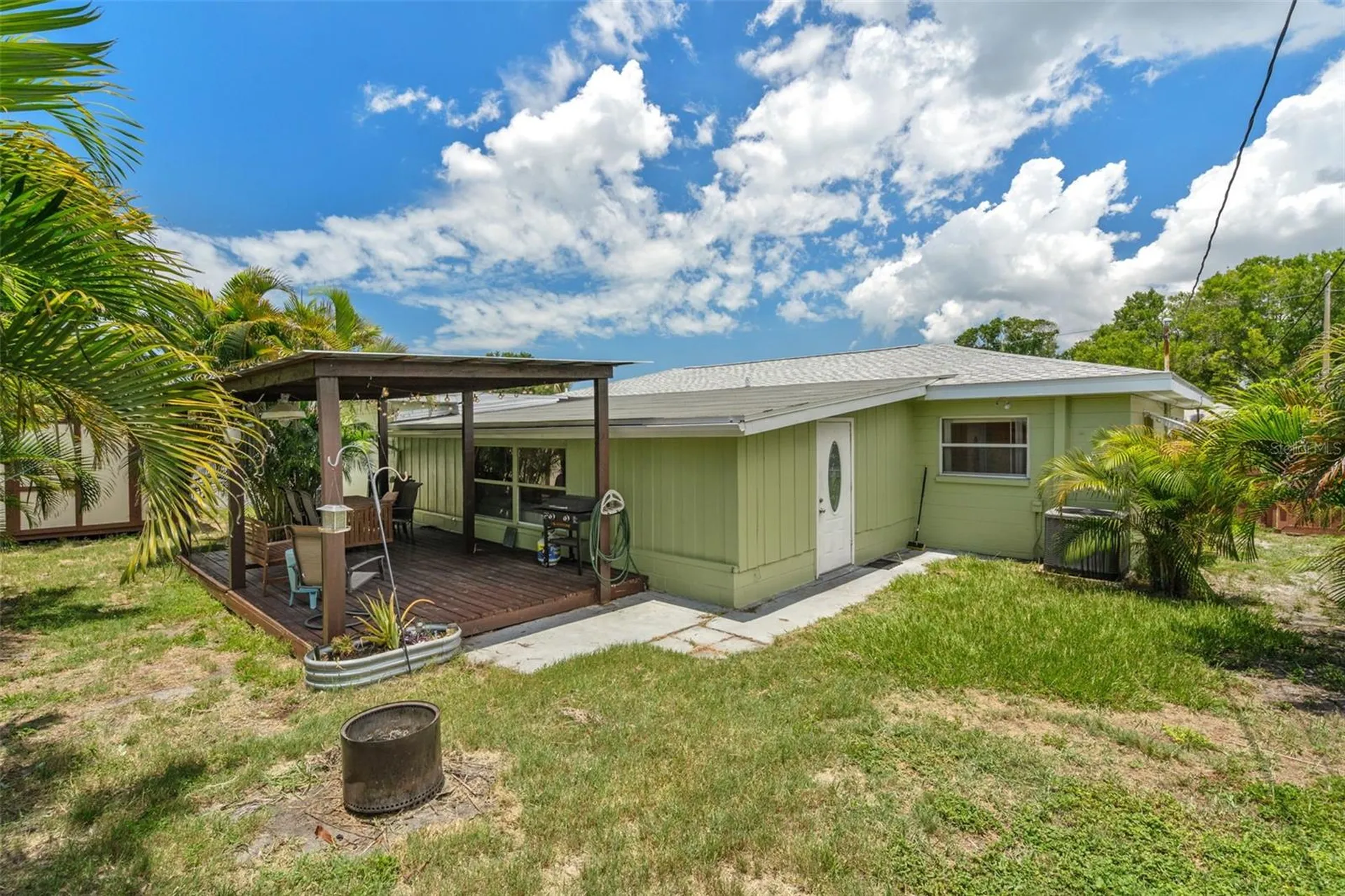 9812 51st Avenue N St Petersburg FL 33708