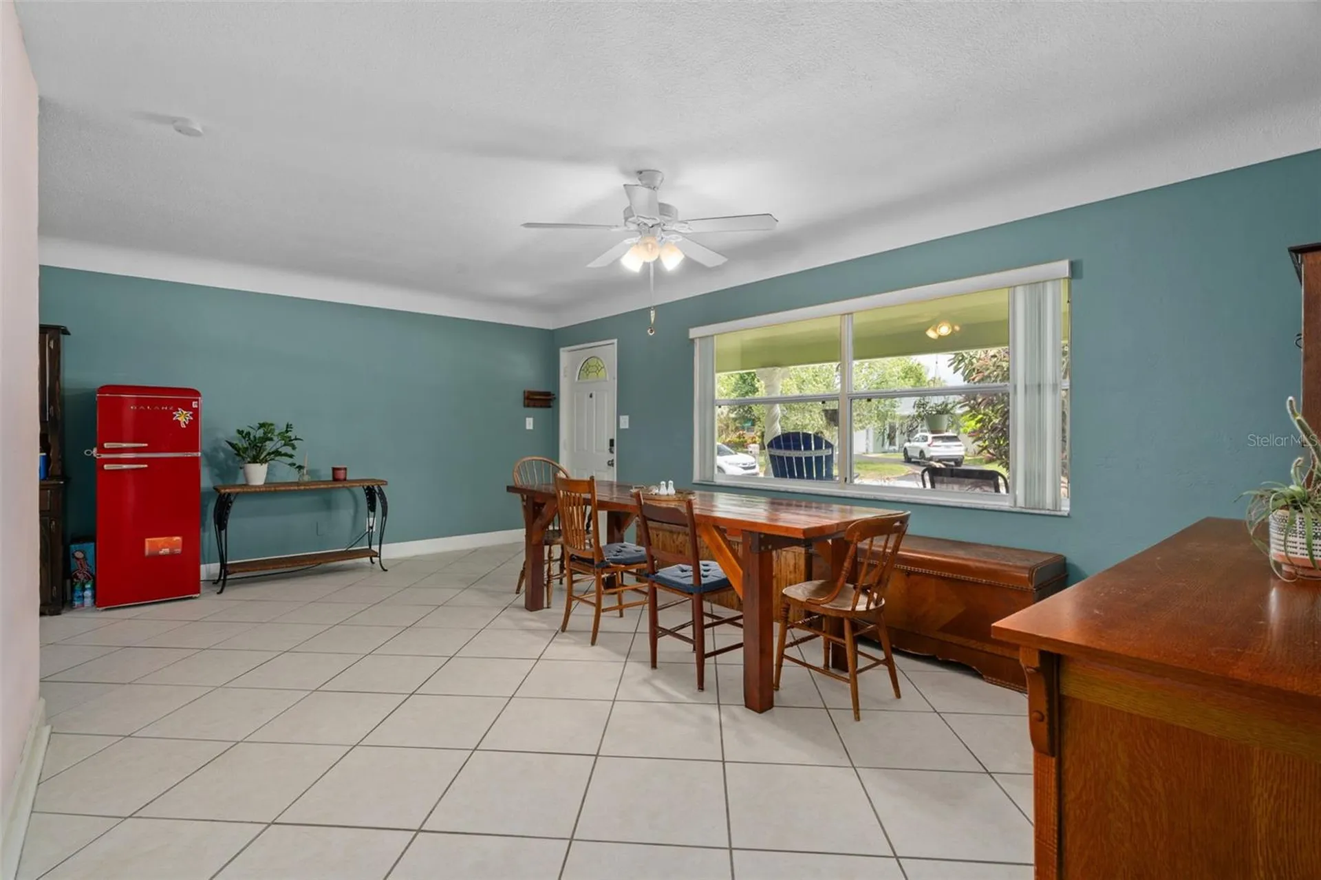 9812 51st Avenue N St Petersburg FL 33708