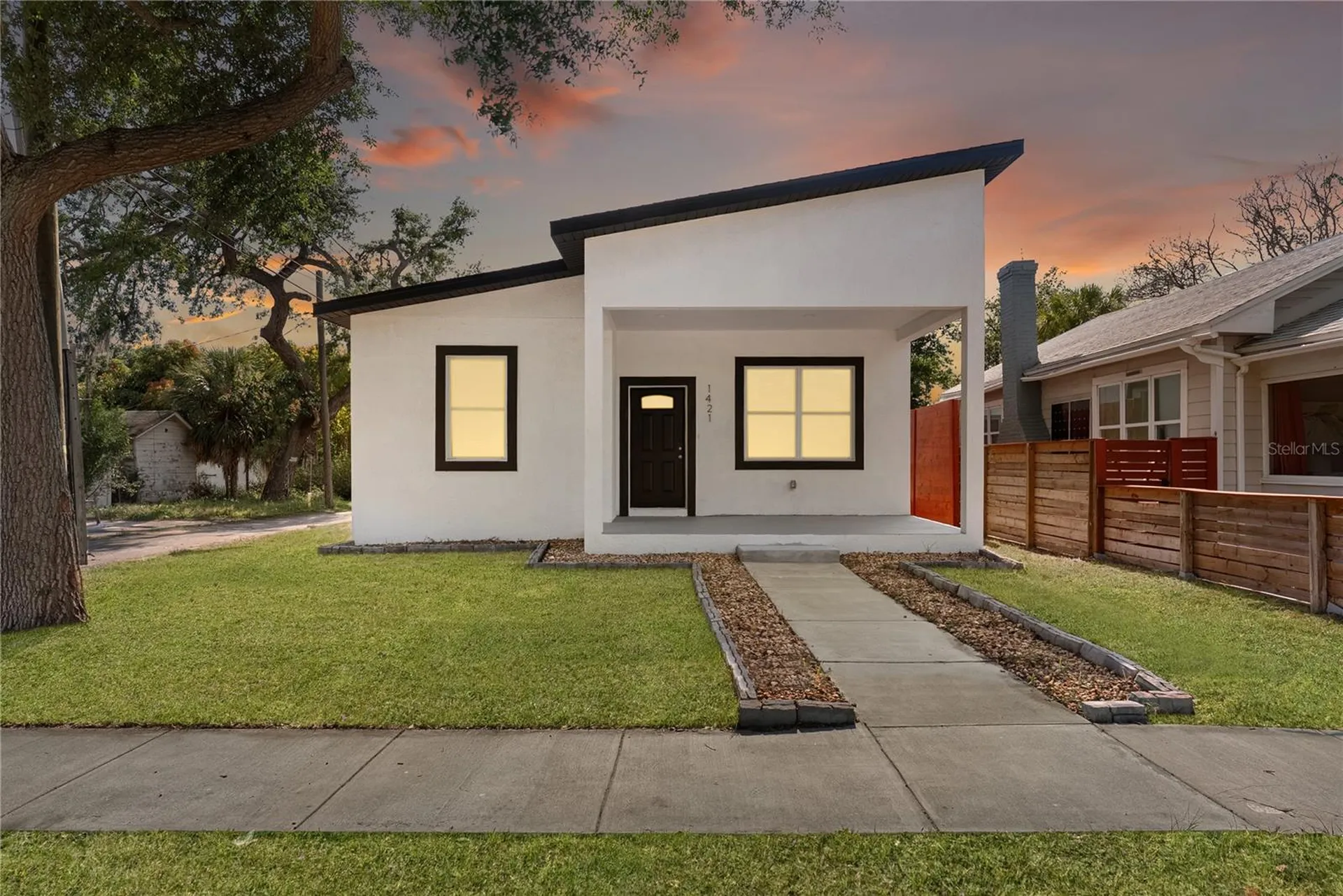 1421 35th Street S St Petersburg FL 33711
