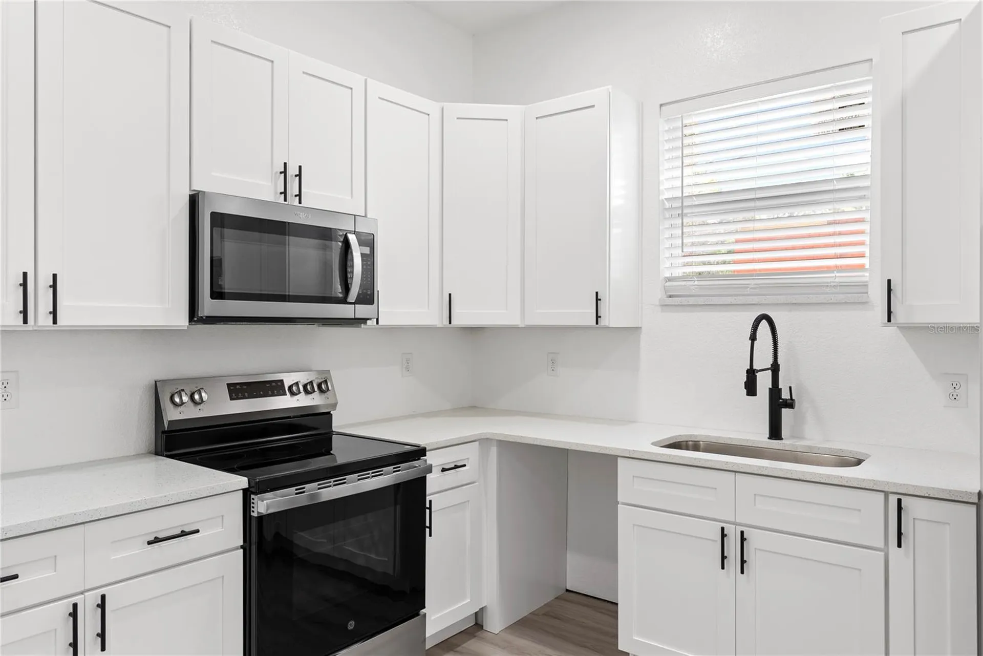 1421 35th Street S St Petersburg FL 33711