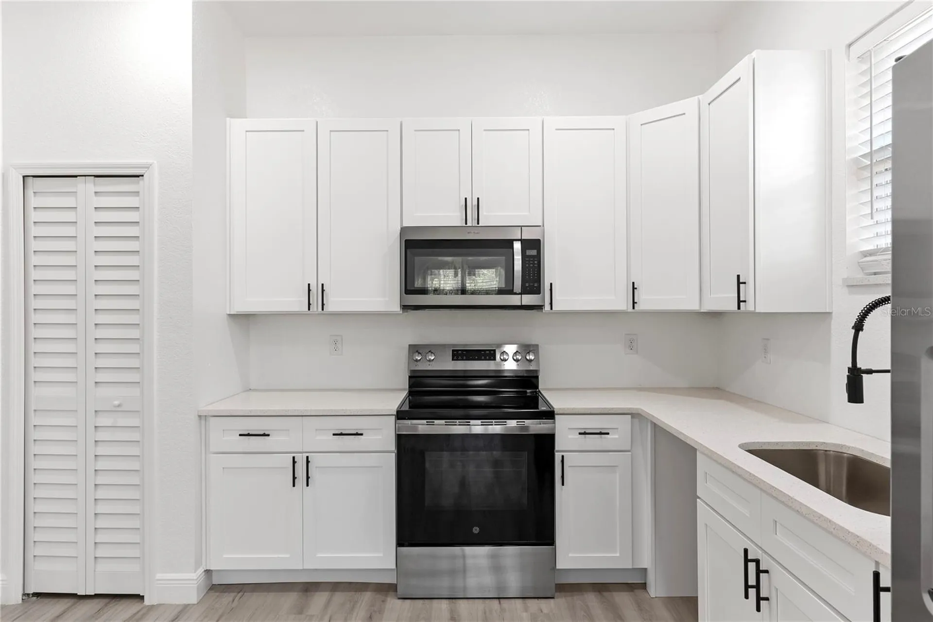 1421 35th Street S St Petersburg FL 33711