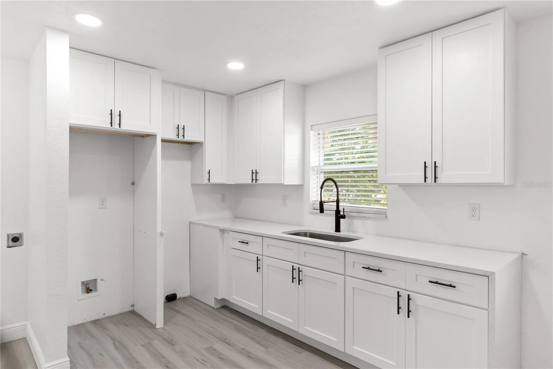 1421 35th Street S St Petersburg FL 33711