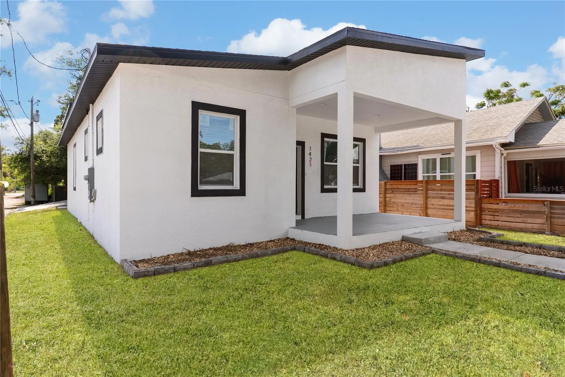 1421 35th Street S St Petersburg FL 33711