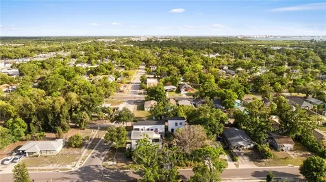 1421 35th Street S St Petersburg FL 33711