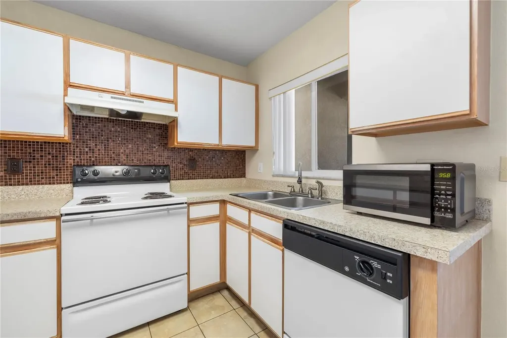 1907 Fluorshire Drive Brandon FL 33511