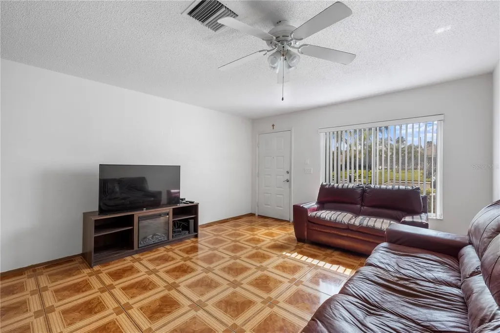 1907 Fluorshire Drive Brandon FL 33511