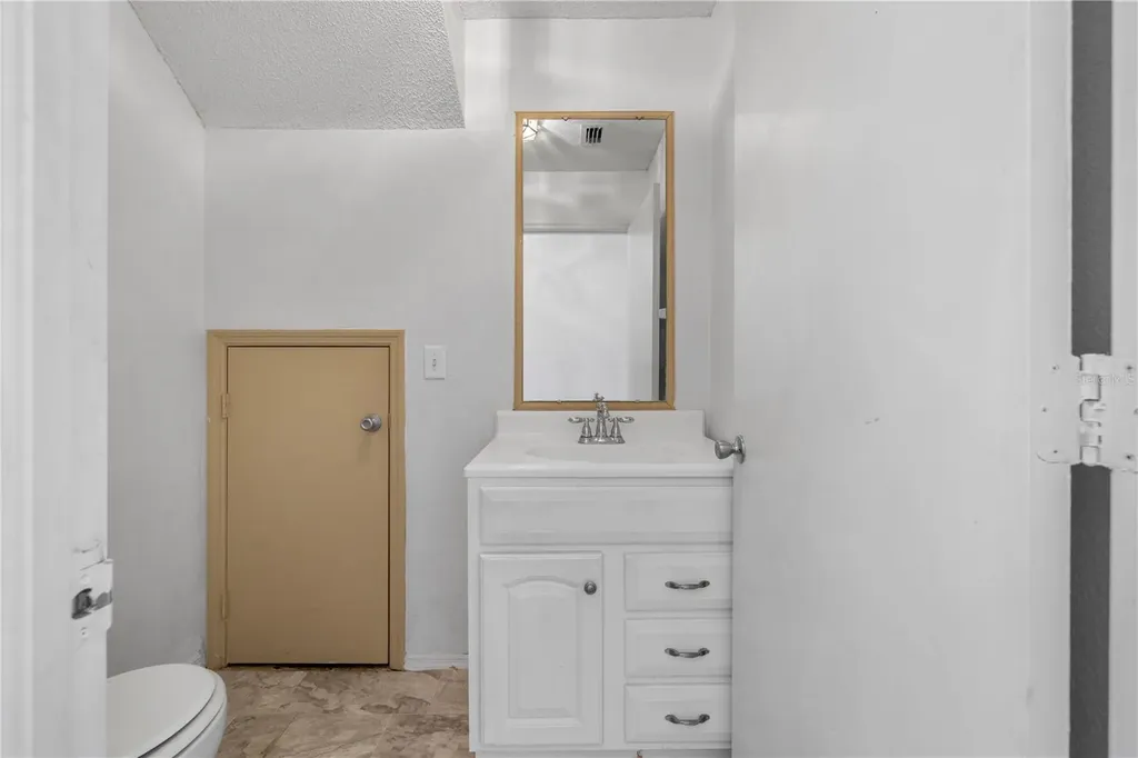 1907 Fluorshire Drive Brandon FL 33511