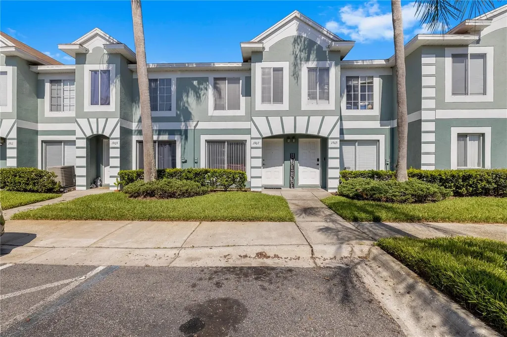 1907 Fluorshire Drive Brandon FL 33511