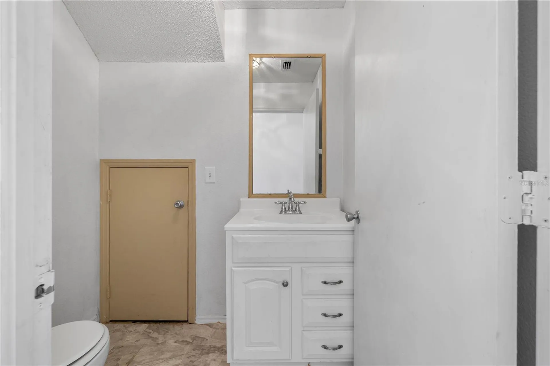 1907 Fluorshire Drive Brandon FL 33511