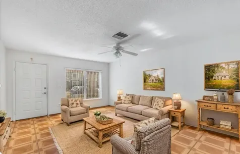 1907 Fluorshire Drive Brandon FL 33511