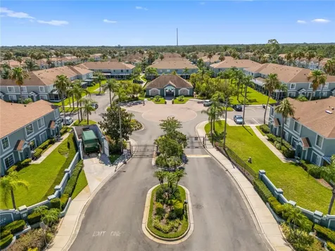 1907 Fluorshire Drive Brandon FL 33511