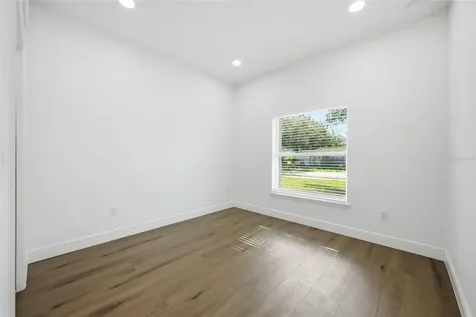 4508 N 42nd Street Tampa FL 33610
