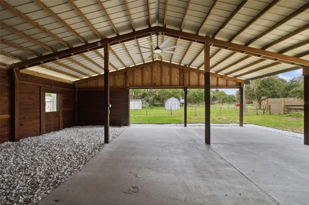 1205 E Knights Griffin Road Plant City FL 33565