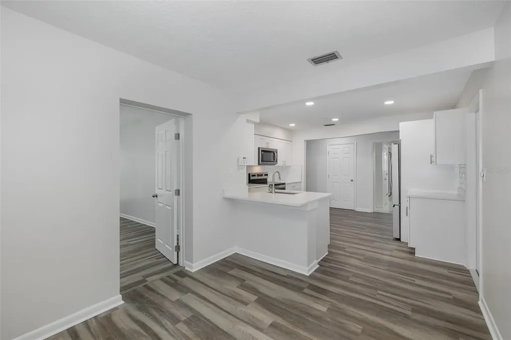 211 Timberlane Drive Palm Harbor FL 34683