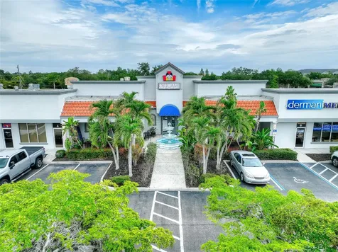 8911 Daniels Parkway Fort Myers FL 33912