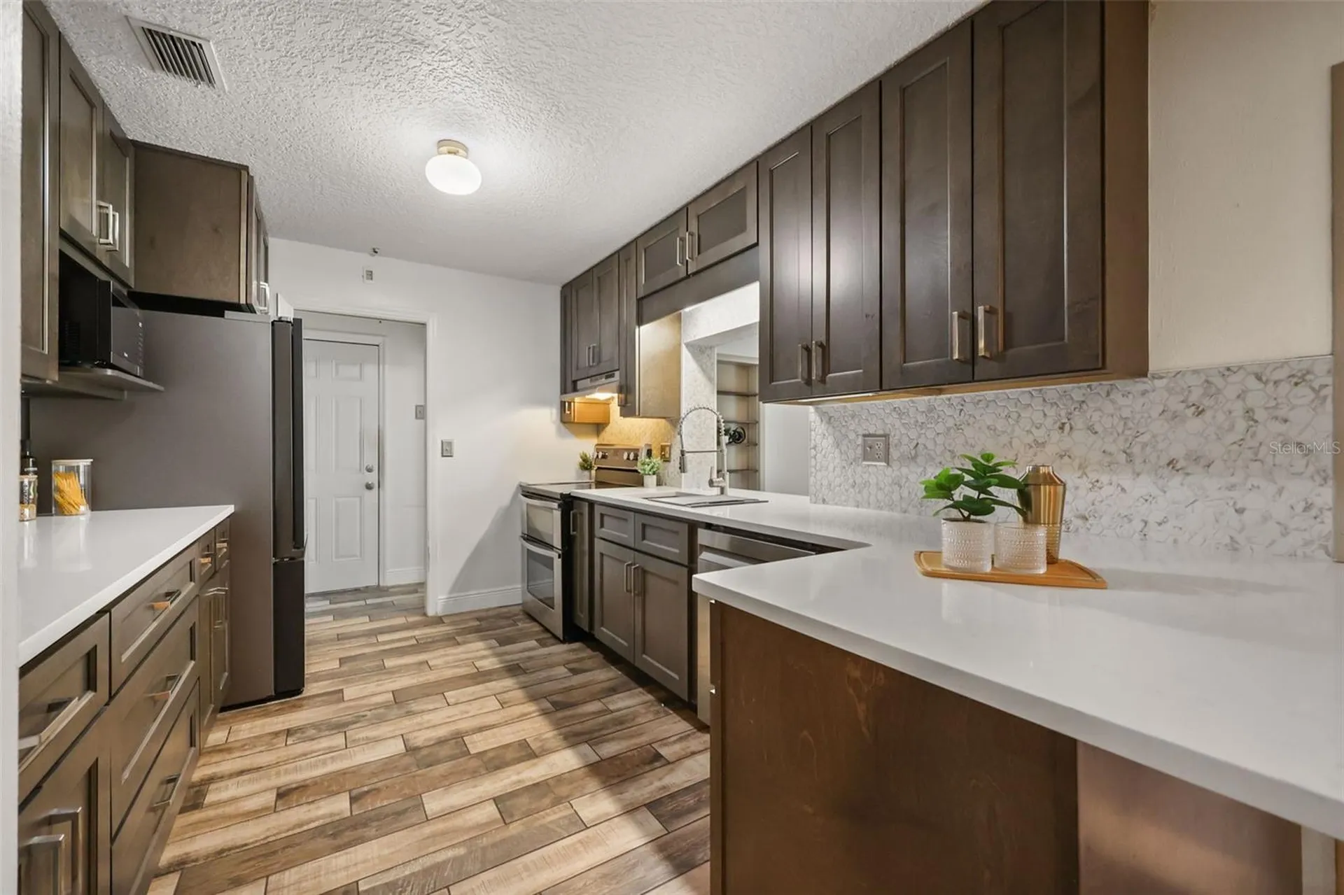 407 Hermitage Drive Altamonte Springs FL 32701