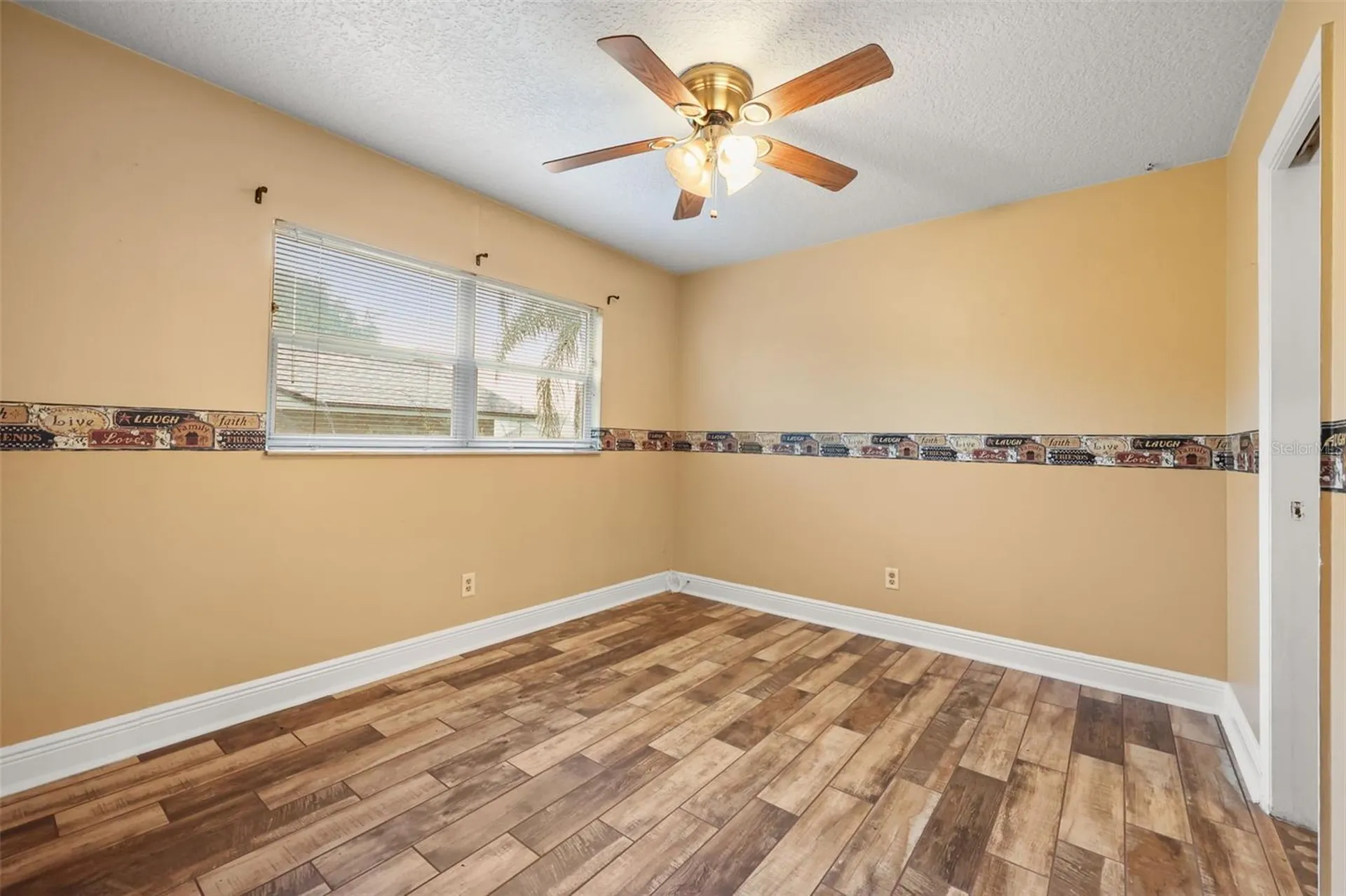407 Hermitage Drive Altamonte Springs FL 32701