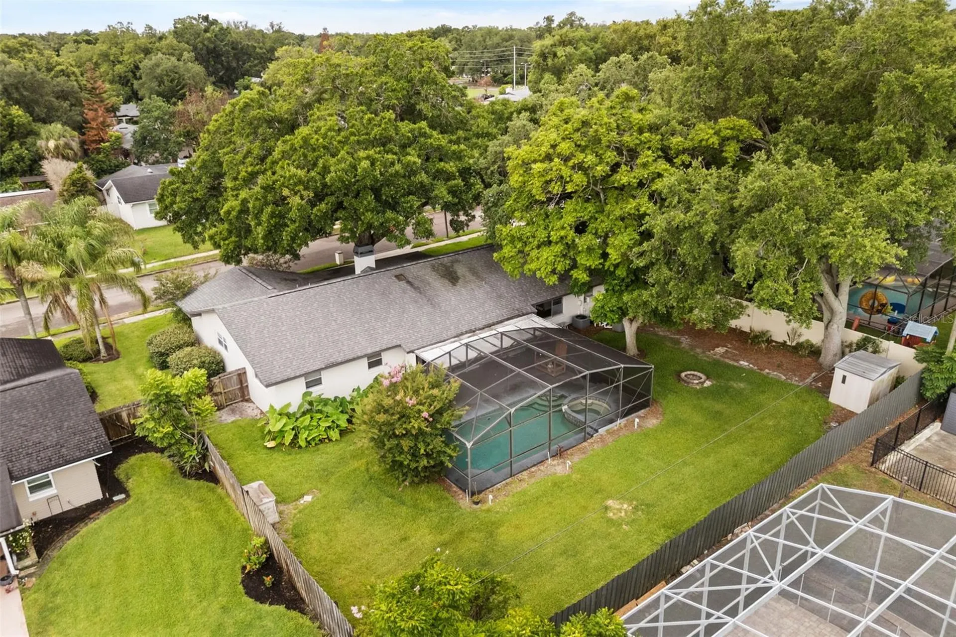 407 Hermitage Drive Altamonte Springs FL 32701