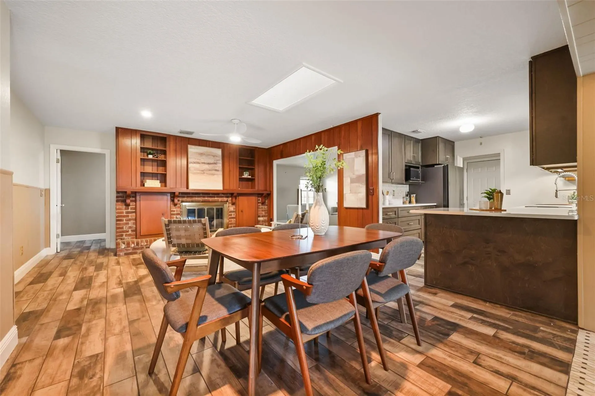 407 Hermitage Drive Altamonte Springs FL 32701