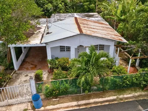 Comm Villa Cristiana Apocalipsis Loiza PR 00772