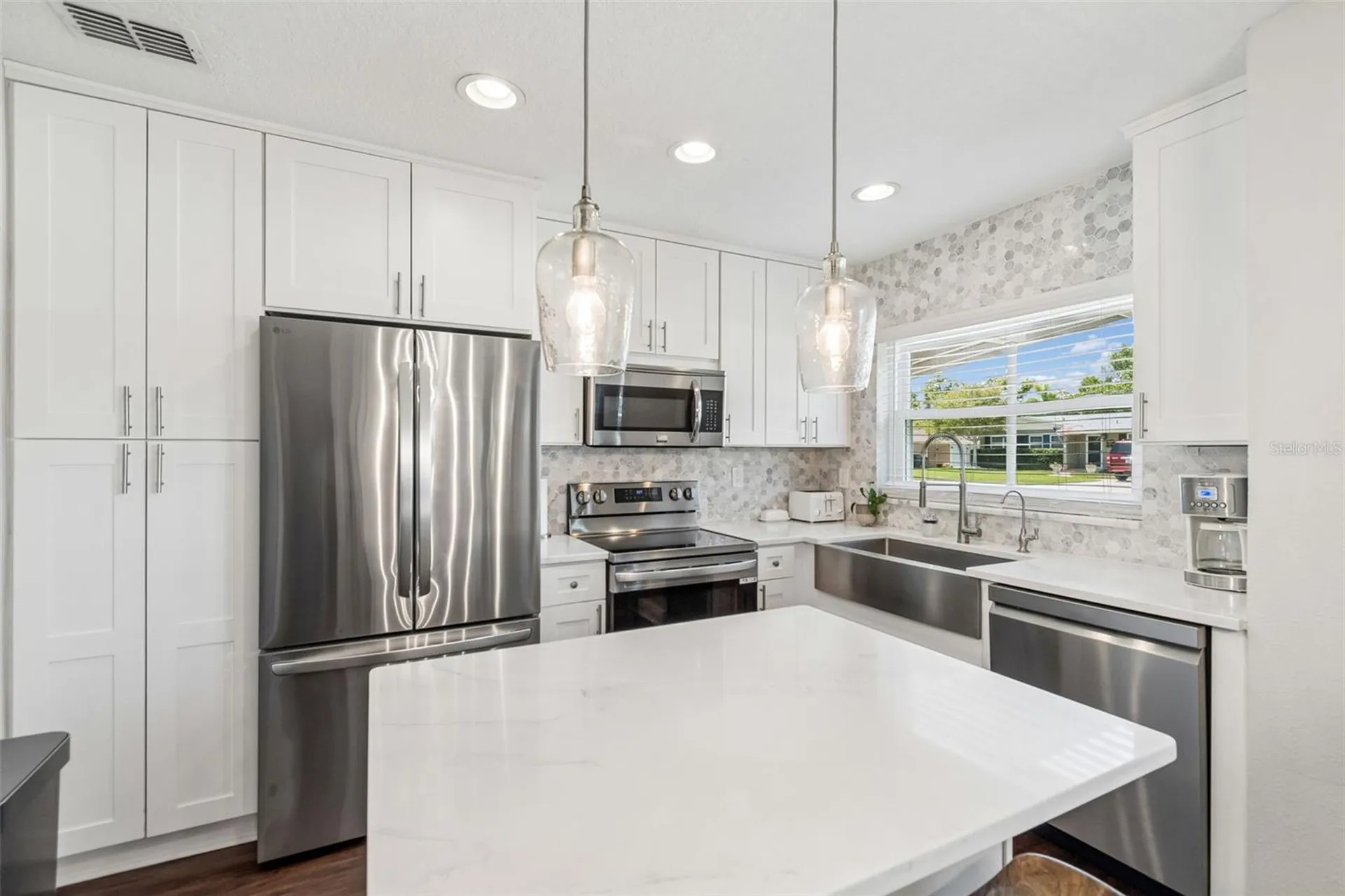 4618 W Bay Court Avenue Tampa FL 33611