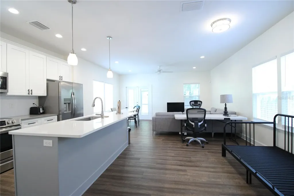 238 NE 9th Street Gainesville FL 32601