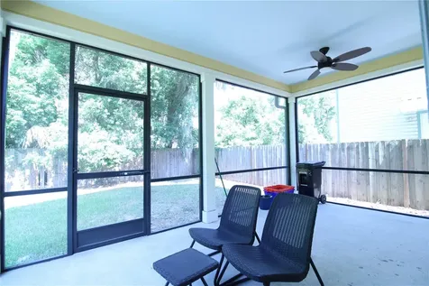 238 NE 9th Street Gainesville FL 32601