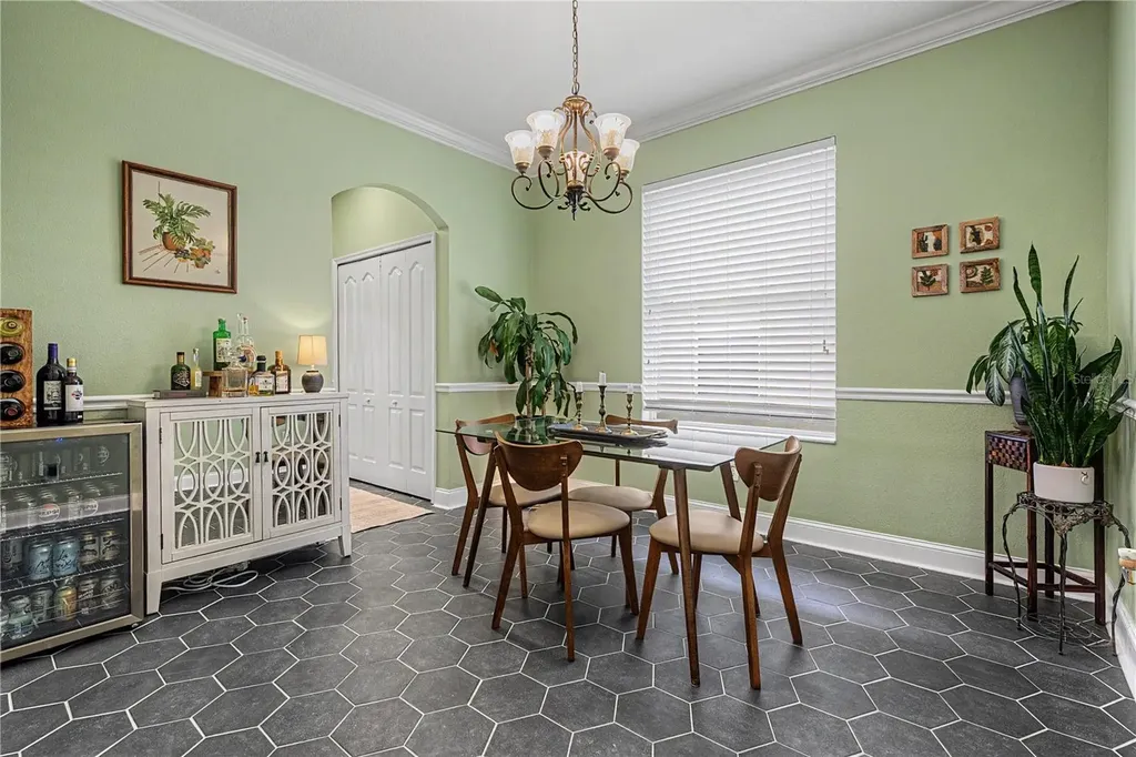 4205 Knob Lake Court Tampa FL 33619
