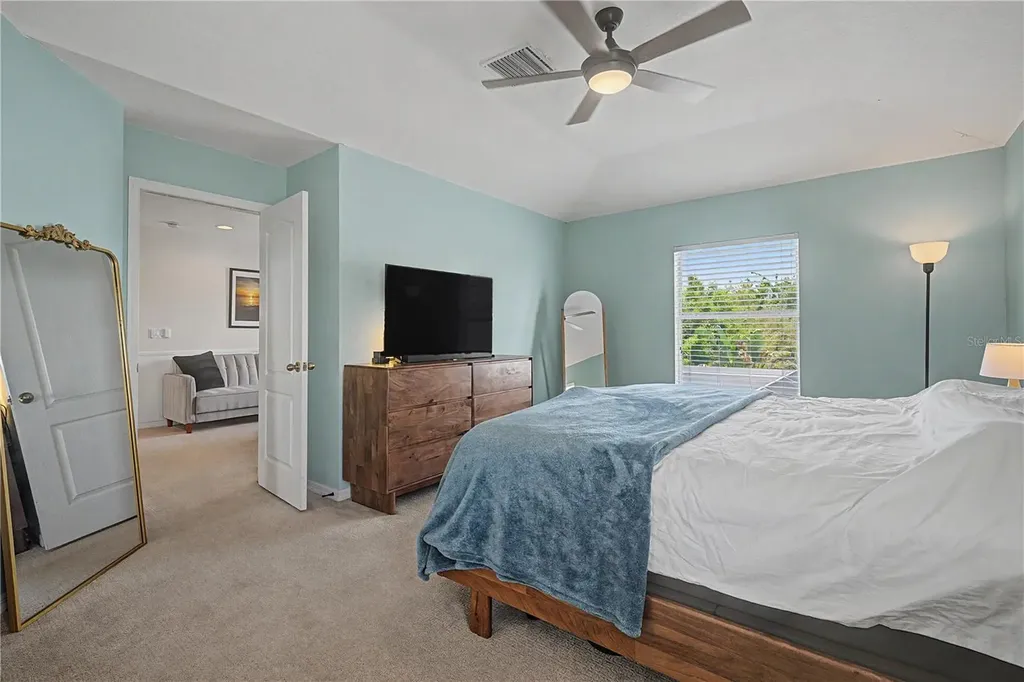 4205 Knob Lake Court Tampa FL 33619