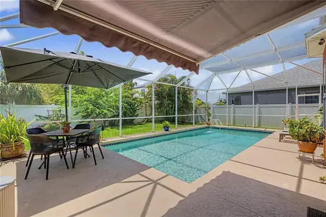 4205 Knob Lake Court Tampa FL 33619
