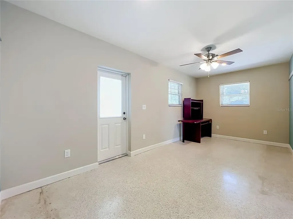 1534 Leeway Avenue Orlando FL 32810