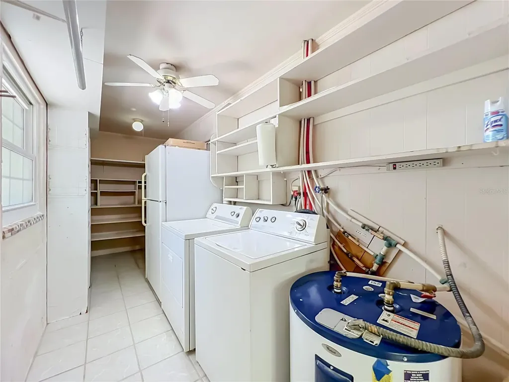 1534 Leeway Avenue Orlando FL 32810