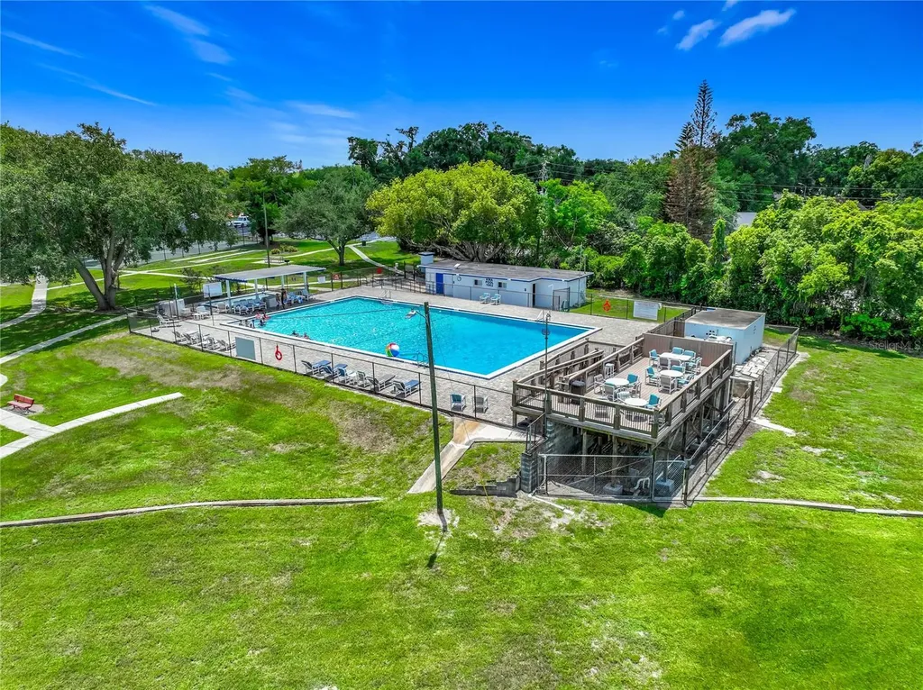 1534 Leeway Avenue Orlando FL 32810