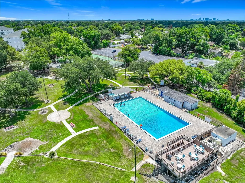 1534 Leeway Avenue Orlando FL 32810