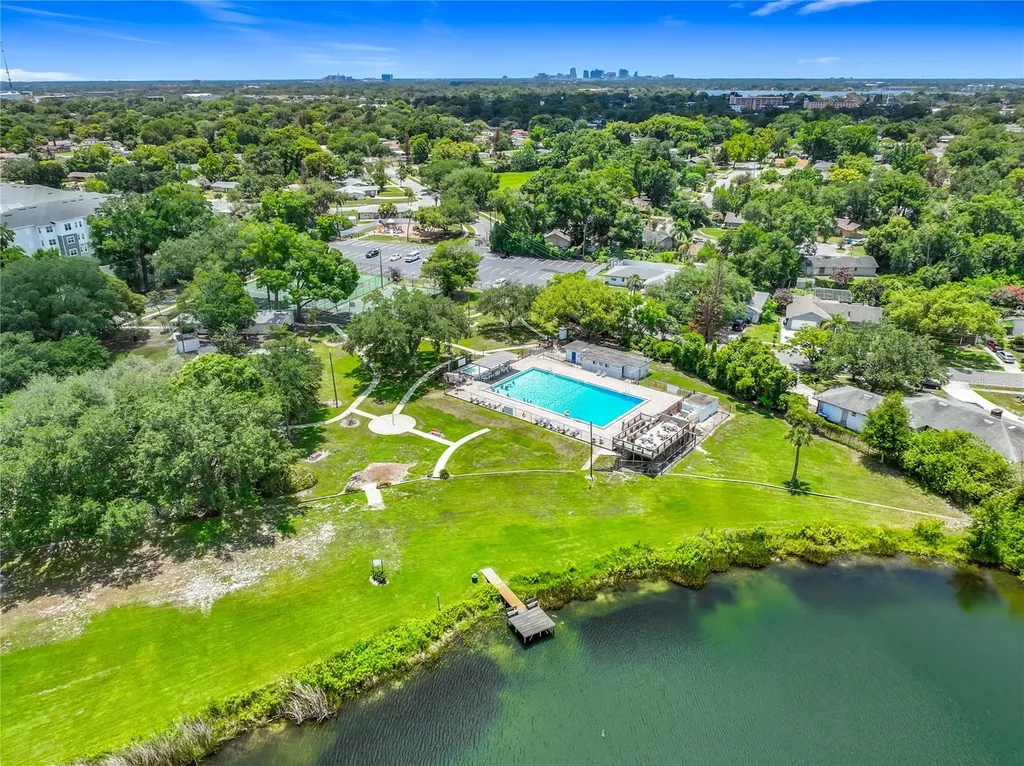 1534 Leeway Avenue Orlando FL 32810