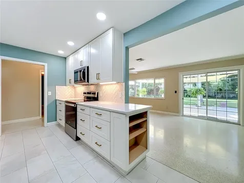 1534 Leeway Avenue Orlando FL 32810