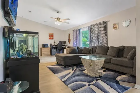 18 Weston Road Leesburg FL 34748