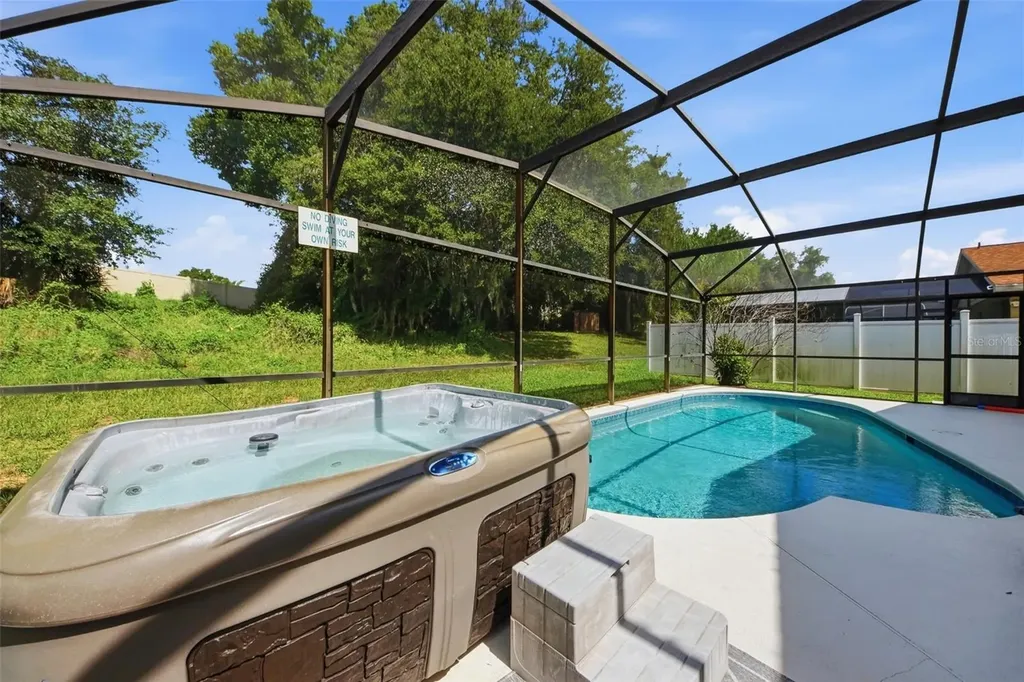 1621 Oak Hill Trail Kissimmee FL 34747