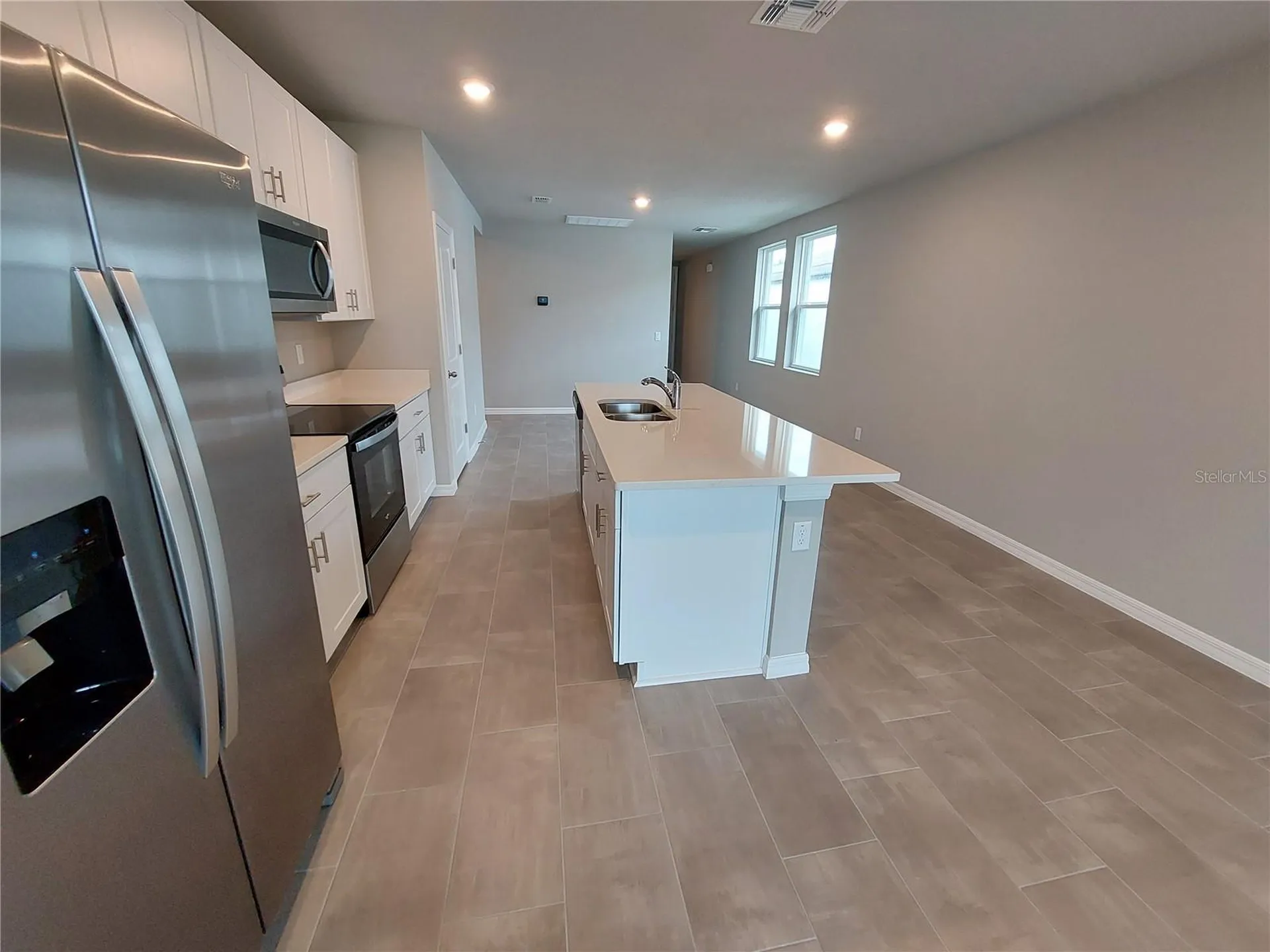 3256 Fresno Place Zephyrhills FL 33541