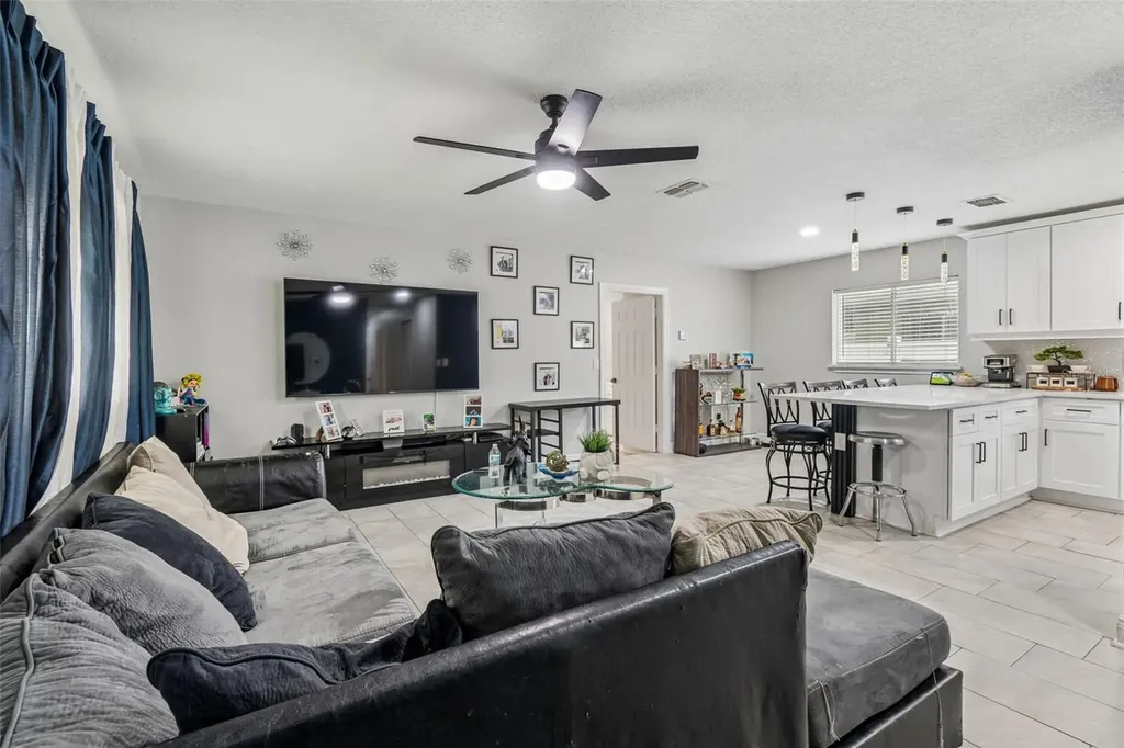 1129 4th Avenue W Palmetto FL 34221