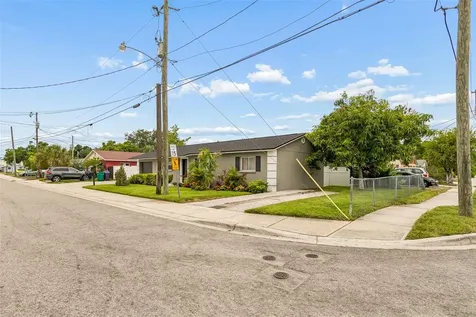 1129 4th Avenue W Palmetto FL 34221