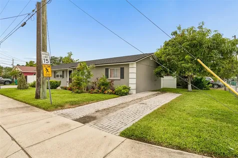1129 4th Avenue W Palmetto FL 34221