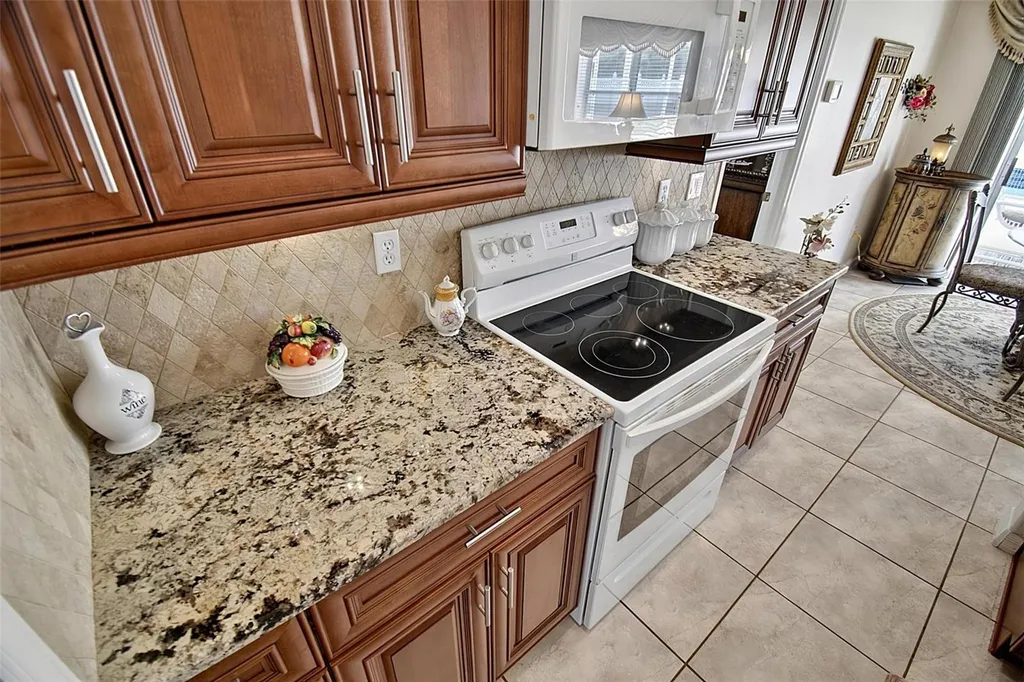 24 Lynbrook Drive Palm Coast FL 32137