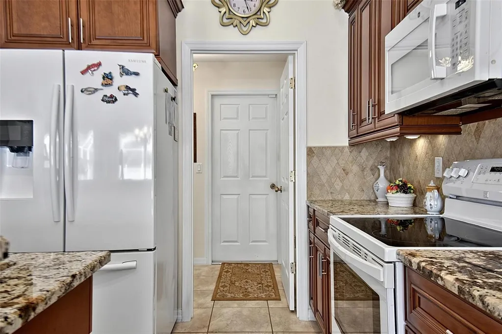 24 Lynbrook Drive Palm Coast FL 32137