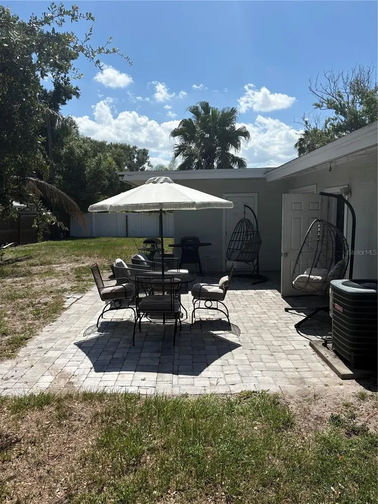 2915 Webber Street Sarasota FL 34239