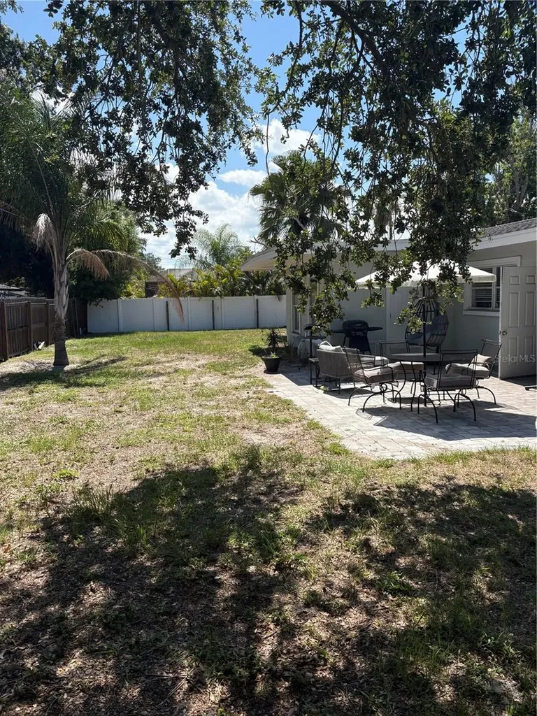 2915 Webber Street Sarasota FL 34239
